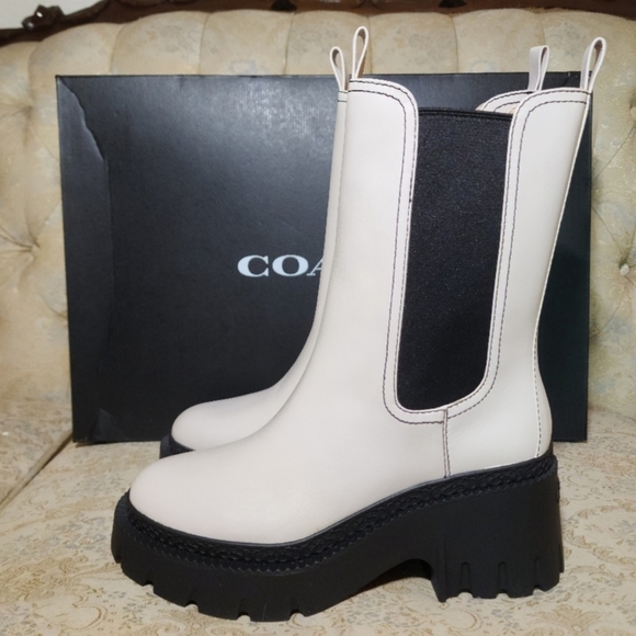 Coach Alexa  Boots - Picture 2 of 4